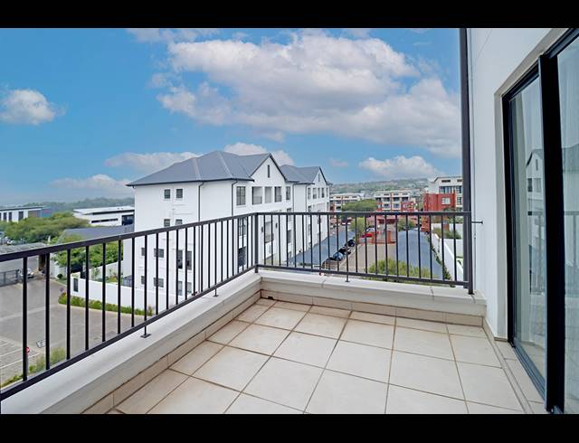 2 BEDROOM APARTMENT FOR SALE IN GREENSTONE HILL